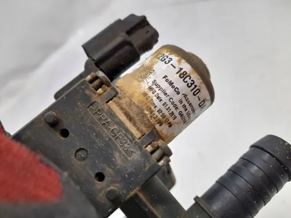 Durite Pompe à Eau Ford Edge OEM K2G3-18C310-DA image 7