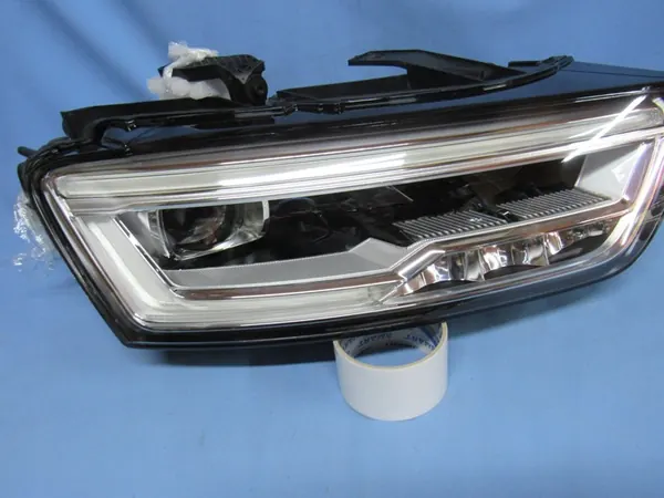 Faro derecho Audi Q3 8U0 Lift Full LED image 4