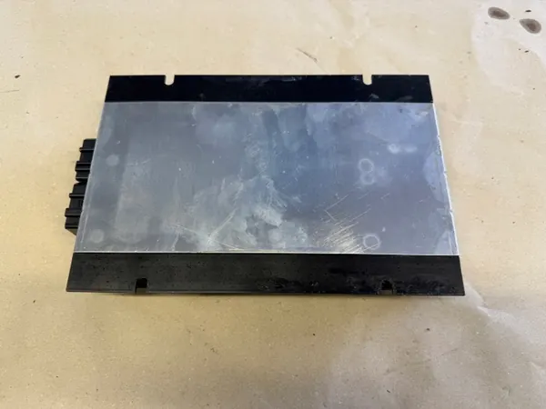 VW Passat B6 Radio-Verstärkermodul 3C0035456K image 4