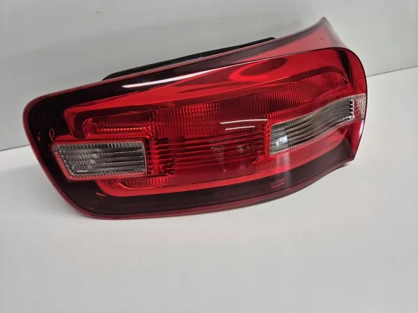 CITROEN C4 PICASSO II Lámpara Trasera Derecha OEM image 2