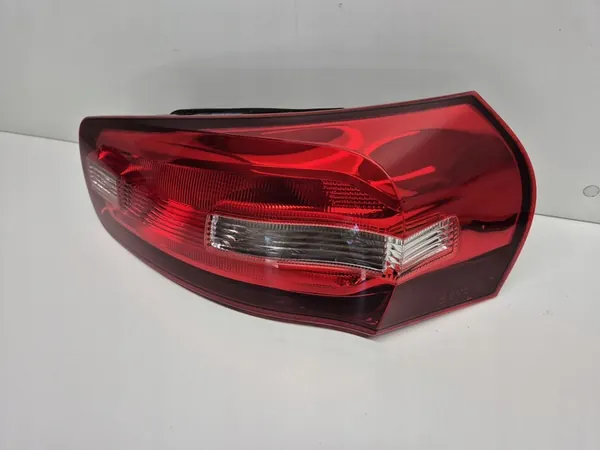 CITROEN C4 PICASSO II Lámpara Trasera Derecha OEM image 3