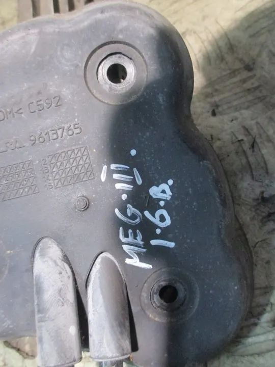 Vaihtokapelit Renault Megane III 1.6 B image 2