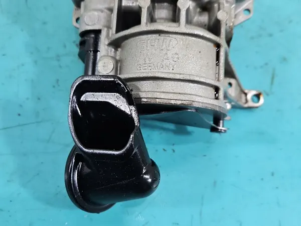 Gebruikte oliepomp OEM 05C145208 voor Skoda Kamiq 1.0 TSI image 4