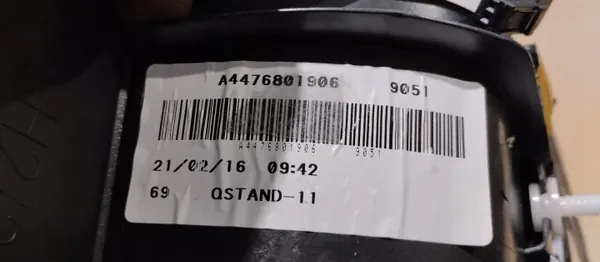 Estribo Dianteiro Esquerdo Mercedes V-Class W447 OEM A4476801906 image 4
