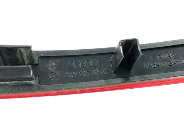 Vasen takavalon heijastin Audi OE 8W0945105C image 9