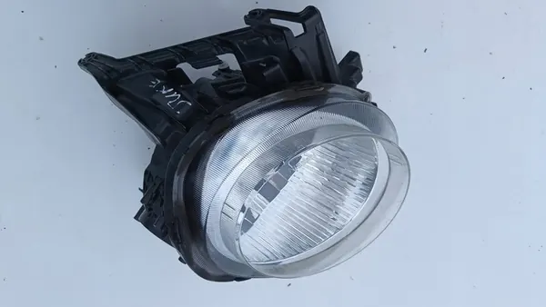 Oikea Etuvalaisin Nissan Juke 10- image 3