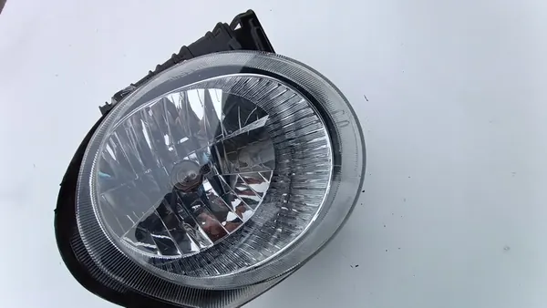 Oikea Etuvalaisin Nissan Juke 10- image 4