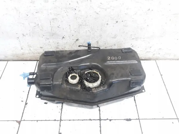 Polttoainesäiliö Alfa Romeo GTV OEM 951024 - Käytetty image 2