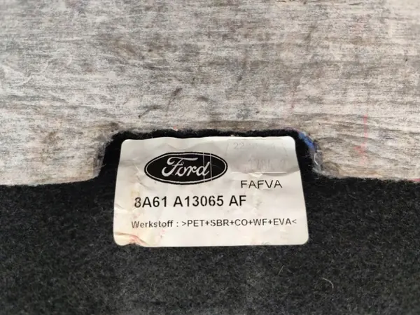 Tapete porta-bagagens Ford Fiesta MK7 OEM 8A61A13065AF image 3