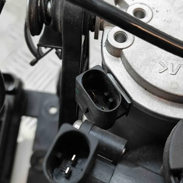 Ophanging Compressor Jaguar XJ OEM AW933B486AB image 7