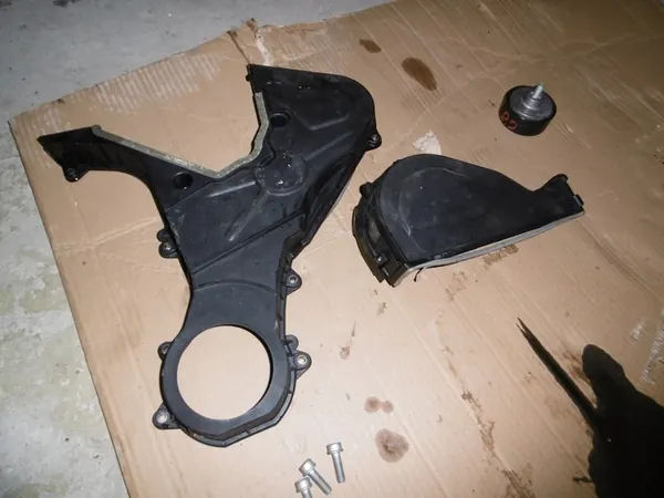 Kia Sorento Santa Fe IV 21-24 2.2 CRDi Täckning image 2