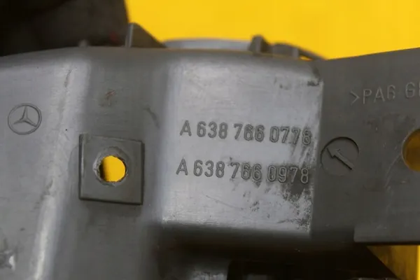 MERCEDES VITO W638 LINKER BINNENHANDVAT image 6