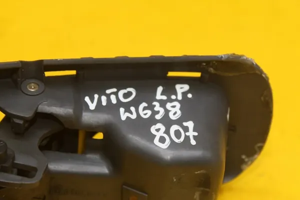 MERCEDES VITO W638 LINKER BINNENHANDVAT image 7