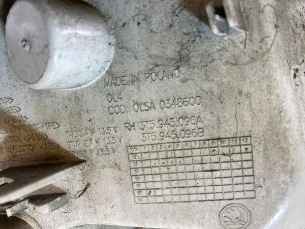 Lámpara Trasera Izquierda Skoda Superb II LIFT SEDAN image 6