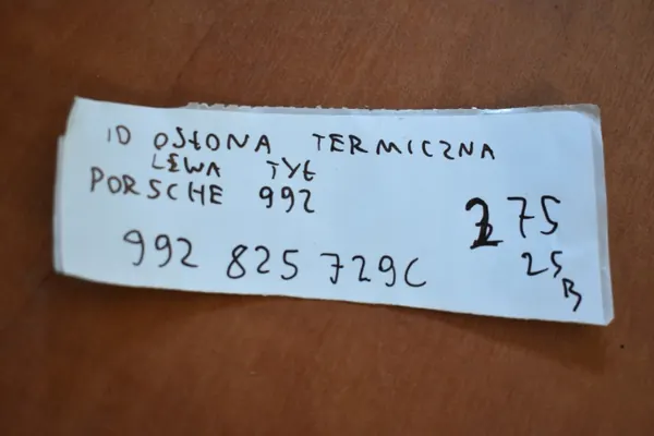 OEM 992825729C lämpösuoja vasen takaosa Porsche 992 image 3