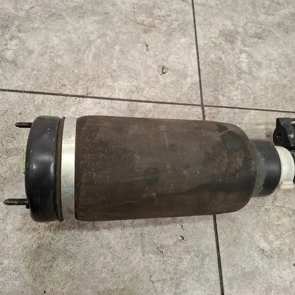 Fram Höger Luftfjäder Mercedes-Benz R W251 image 2
