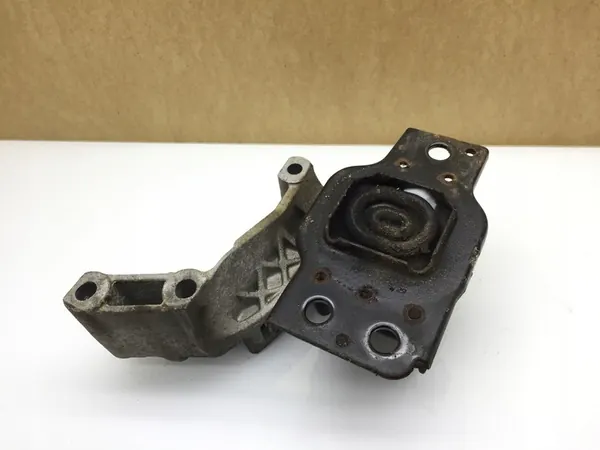 Nissan Qashqai J10 1.6 Supporto Motore image 3