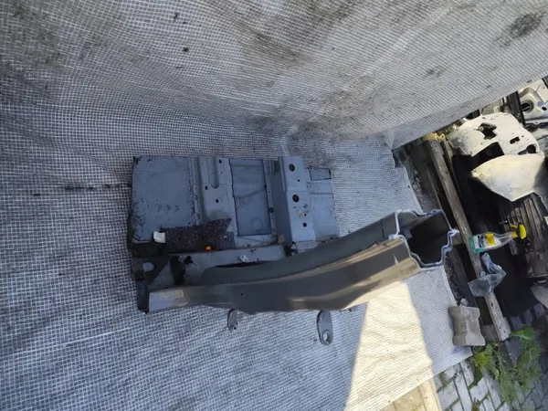 Jeep Compass II 16-21 Oikea B-pilari OEM image 4
