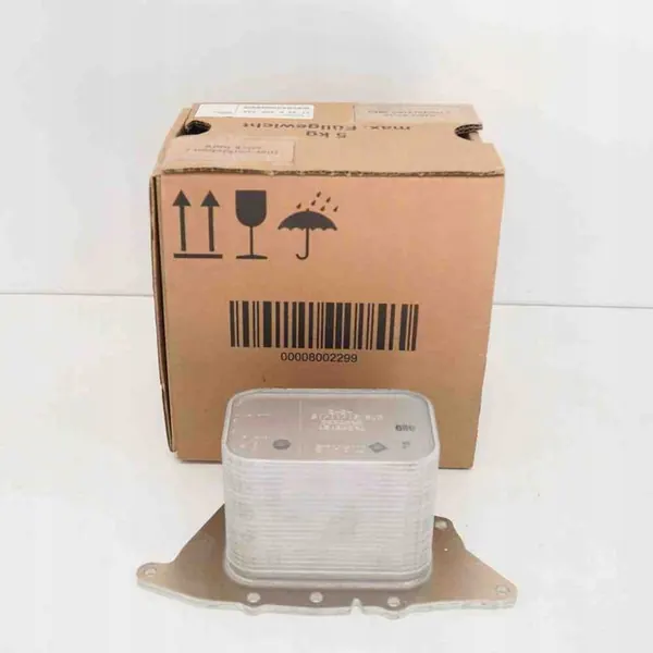 BMW 2 F46 2016 Ölkühler OEM 11428585238 image 3