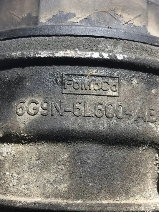 Base Filtro Óleo Volvo OEM 6G9N-6L600-AB image 4