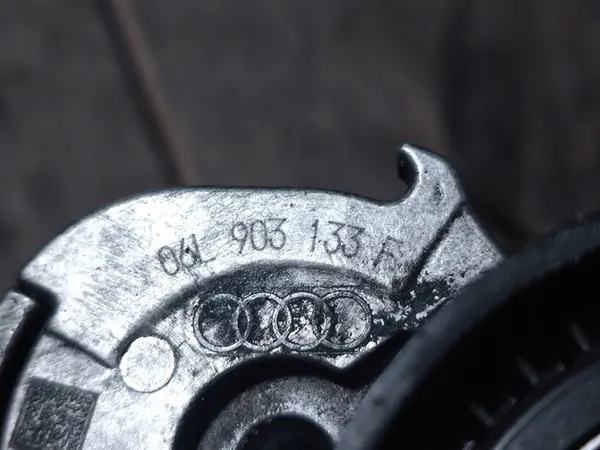 Audi OE 06L903133F Remskiva Spännare image 4