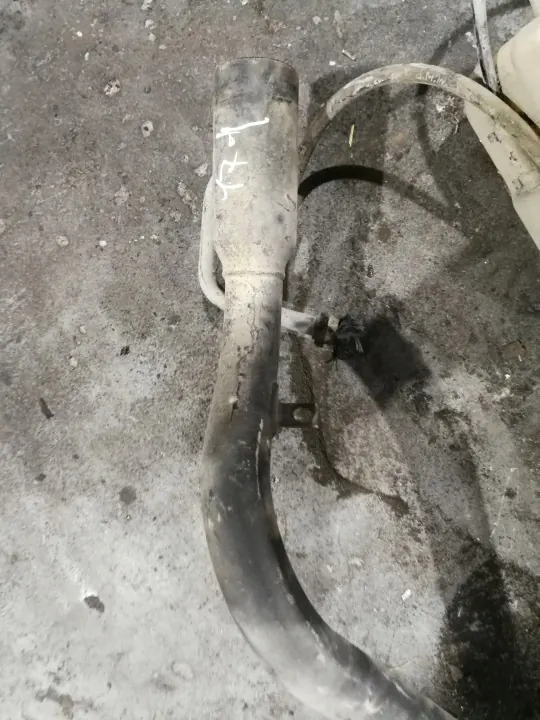 Bränslefyllningshals OEM BMW E30 - Korrosionsfri image 4