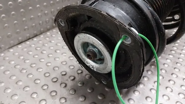 Mozzo Direzionale Anteriore Destro Audi A3 Q3 Golf VII Tiguan II image 4