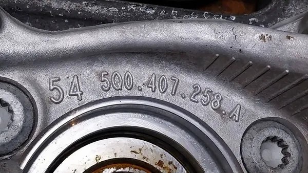 Mozzo Direzionale Anteriore Destro Audi A3 Q3 Golf VII Tiguan II image 6