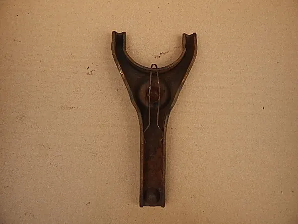 Support de levier d'embrayage Nissan X-Trail T30 2.0 01-06 image 3