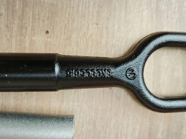 Llave de bloqueo rueda Audi OEM 8W0012109 para A4 B9 A5 F5 image 5
