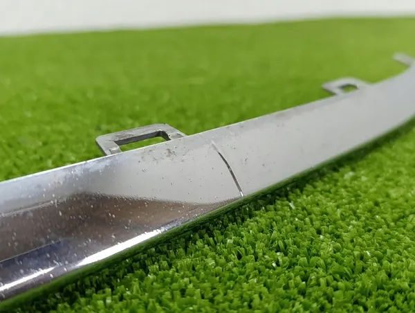 MERCEDES E-KLASA W213 A213 AMG Striscia Cromata Paraurti Anteriore A2138850505 image 10