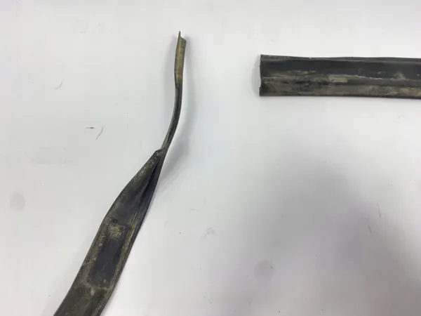 Jäähdyttimen ritilätiiviste OEM SDV09551 Mercedes W140 image 4