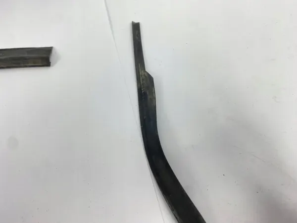 Jäähdyttimen ritilätiiviste OEM SDV09551 Mercedes W140 image 8