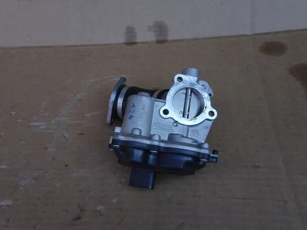 EGR-venttiili VW AUDI SKODA SEAT 2.0 TDI 04L131501D image 2