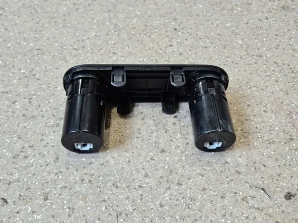 Hyundai Ioniq 5 Etu-USB-portti OEM 84673GI000 image 7