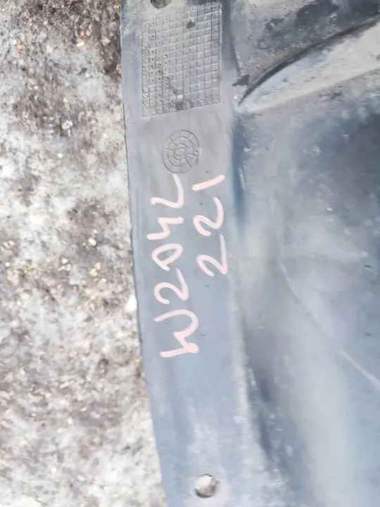 Para-lama dianteiro esquerdo Mercedes C W204 OEM A2046904730 image 8