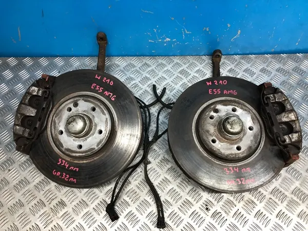 MERCEDES W210 E55 AMG Kit de Frenos Delanteros 334 mm image 1