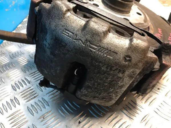 MERCEDES W210 E55 AMG Kit de Frenos Delanteros 334 mm image 5