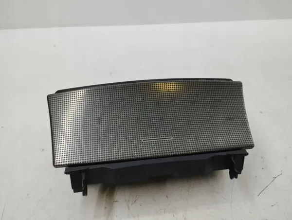 Tuhkakuppikehys Mercedes C W203 OEM A2036800852 image 2