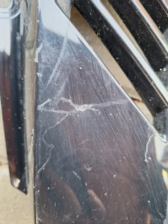 Cornice Griglia Anteriore Nissan Qashqai II Lift image 4