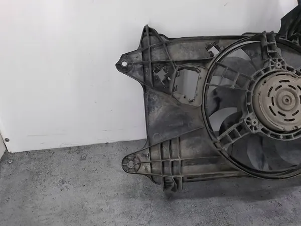 Kylarrubrik Fiat Doblo I FL 1.3 JTD OEM 841800300 image 2