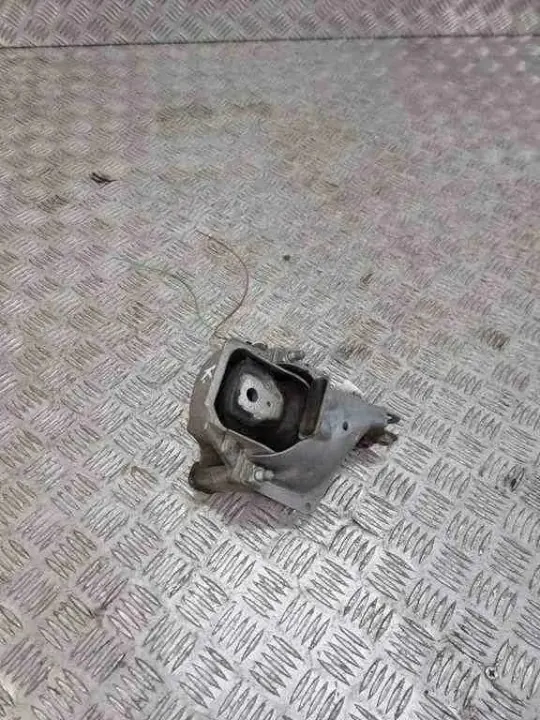 Relais ventilateur chauffage Porsche OEM 8R0199381 Macan image 2