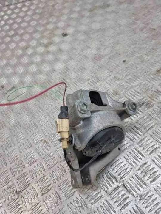 Relais ventilateur chauffage Porsche OEM 8R0199381 Macan image 3
