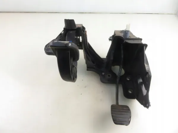 Kupplungs-Bremspedal OEM 8200672233 für Master III 2.3 image 8