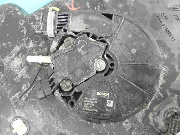 AdBlue-säiliö OEM 208993933R Opel Movano III:lle image 5