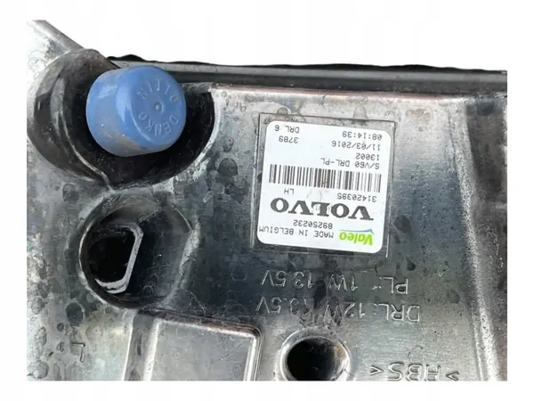 Luces diurnas Volvo V60 OEM 89250232 usadas image 5