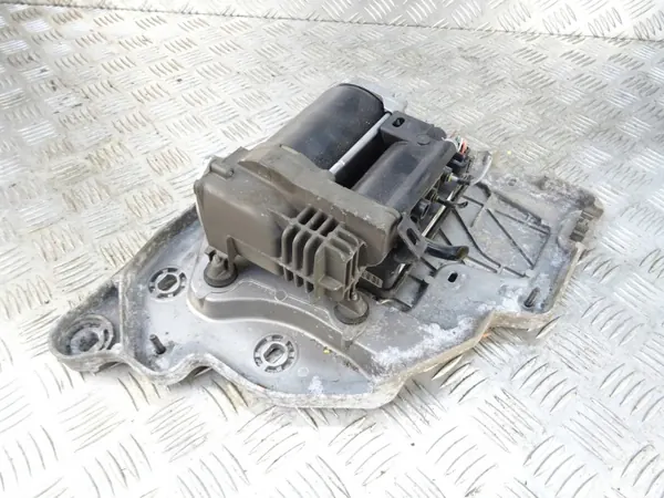 Achtervering Compressor OEM 9801906980 Citroen image 2