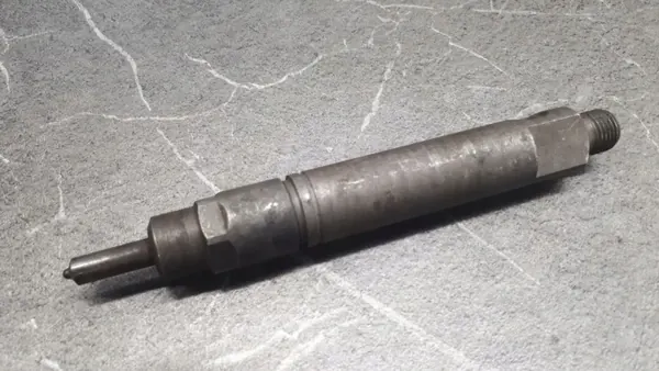 Inyector KBEL108P25 para Fiat Iveco 2.0 image 5