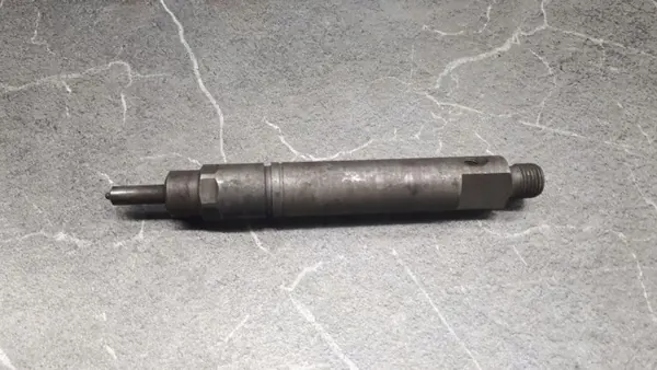 Inyector KBEL108P25 para Fiat Iveco 2.0 image 8