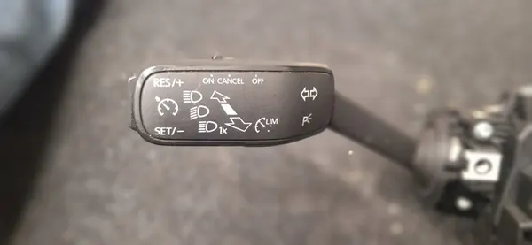 Kombischalter Skoda Superb III image 2